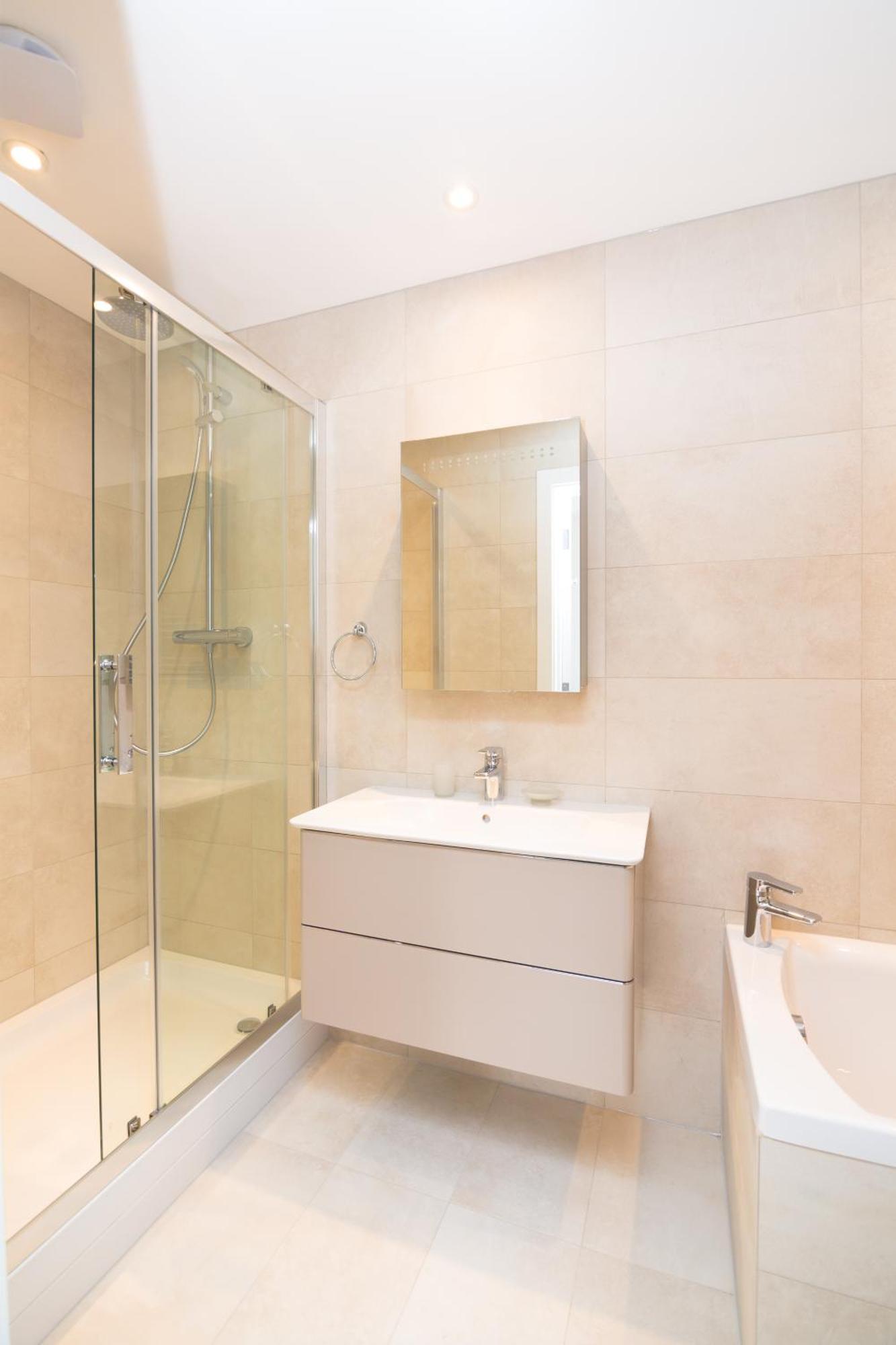 Whitfield Street Apartments Лондон Экстерьер фото