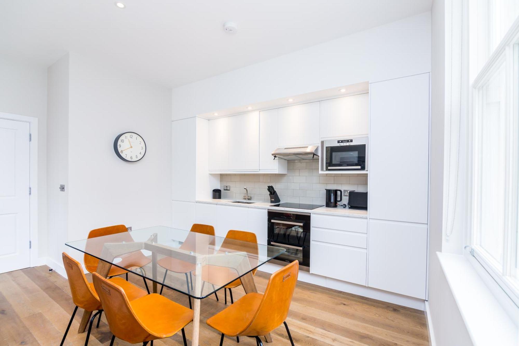 Whitfield Street Apartments Лондон Экстерьер фото