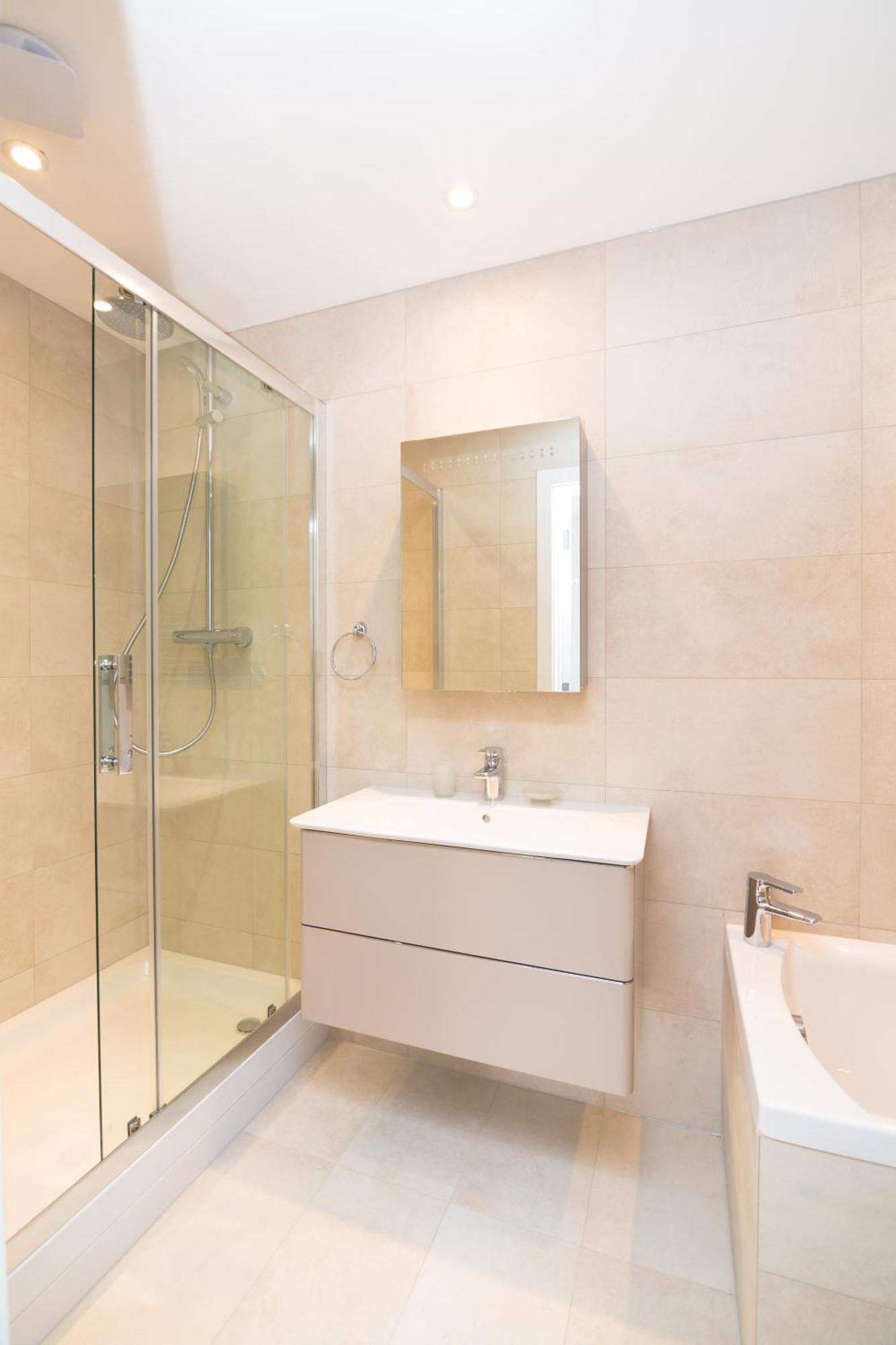 Whitfield Street Apartments Лондон Экстерьер фото
