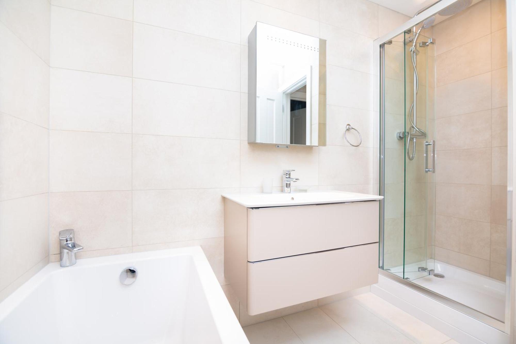 Whitfield Street Apartments Лондон Экстерьер фото
