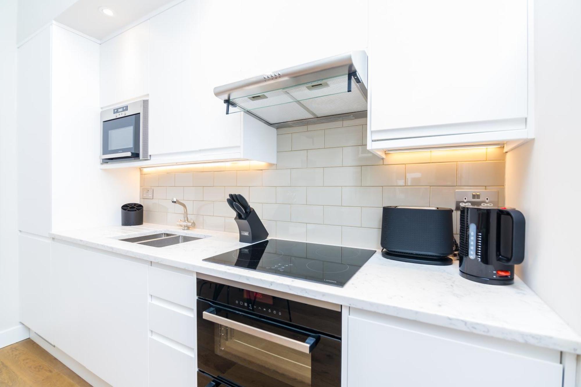 Whitfield Street Apartments Лондон Экстерьер фото