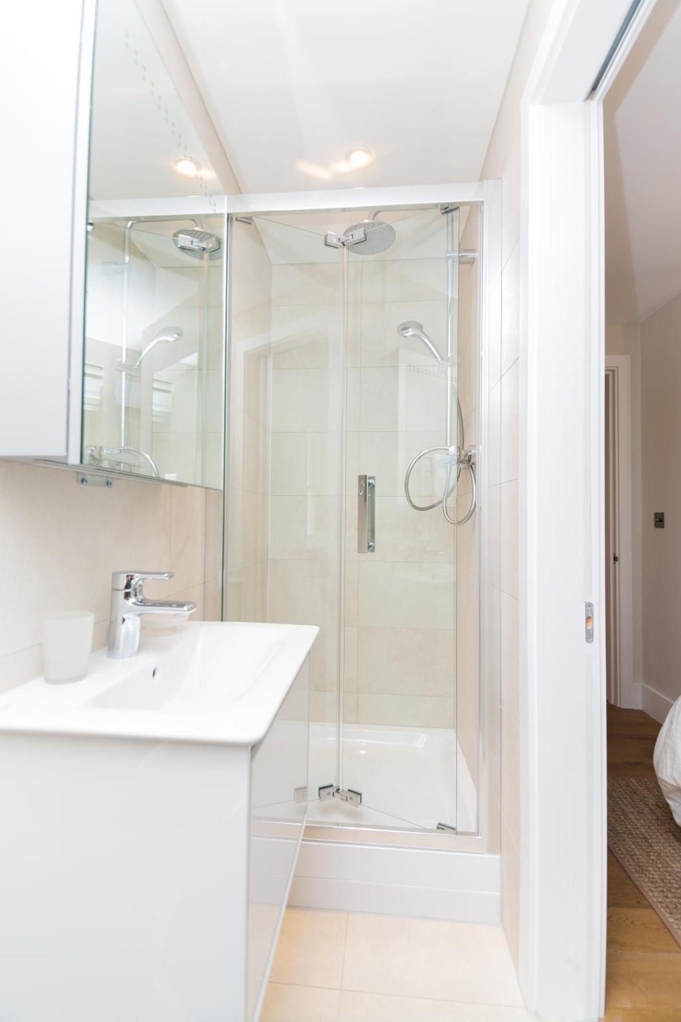 Whitfield Street Apartments Лондон Экстерьер фото